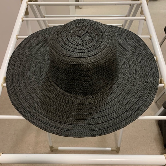 ❤️Sold❤️Black Hat - Picture 1 of 3